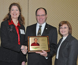 Greg Guenther Receive St. Louis Ag Club Agribusiness Leader of the Year Award