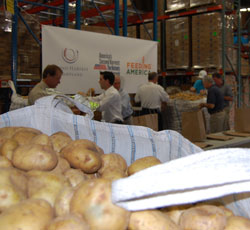 Second Harvest Heartland potato packing