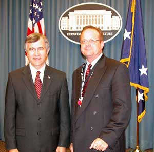 Chuck & Sec. of Ag Johanns